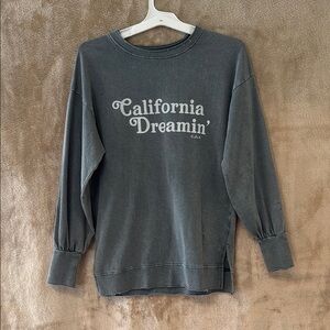 Carly Jean Los Angeles Gray 'California Dreamin'' Sweatshirt